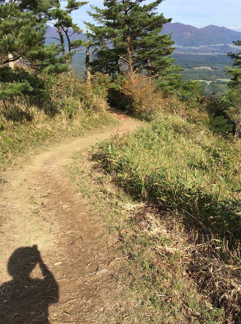 三平山登山道