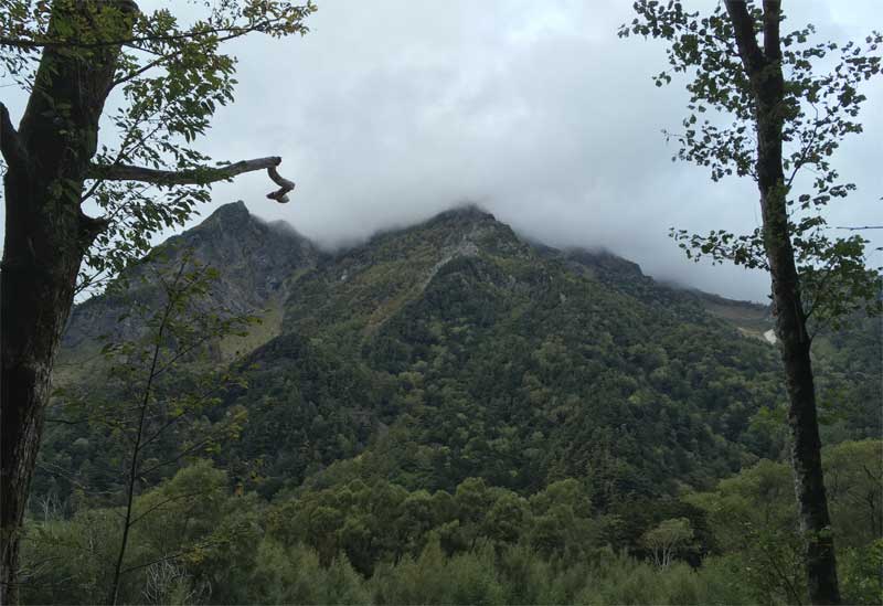 上高地の山