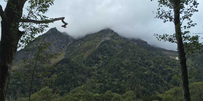 上高地の山