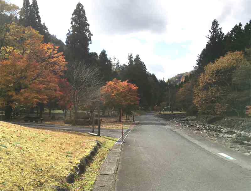 指谷山登山口