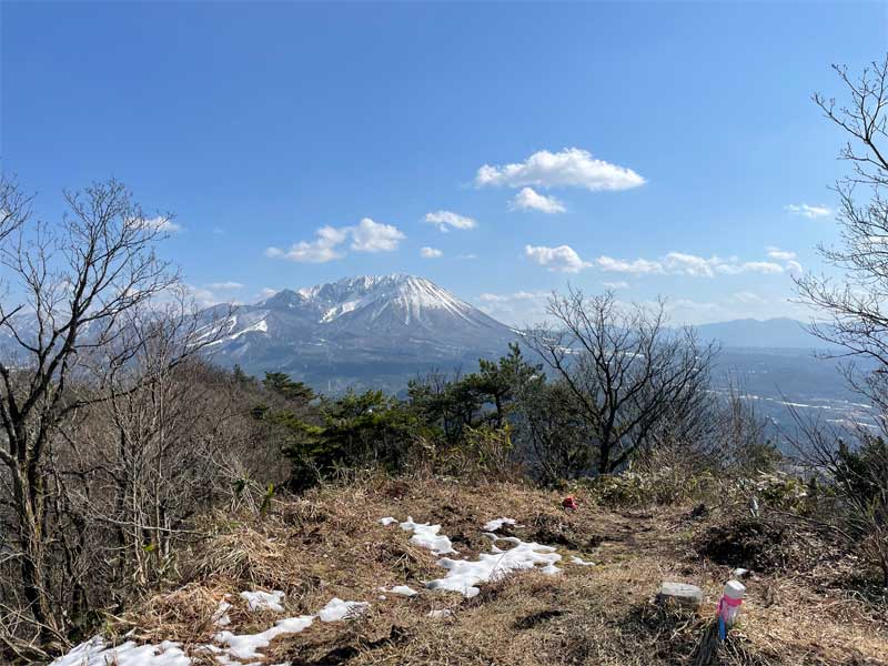 高霊山山頂からの大山